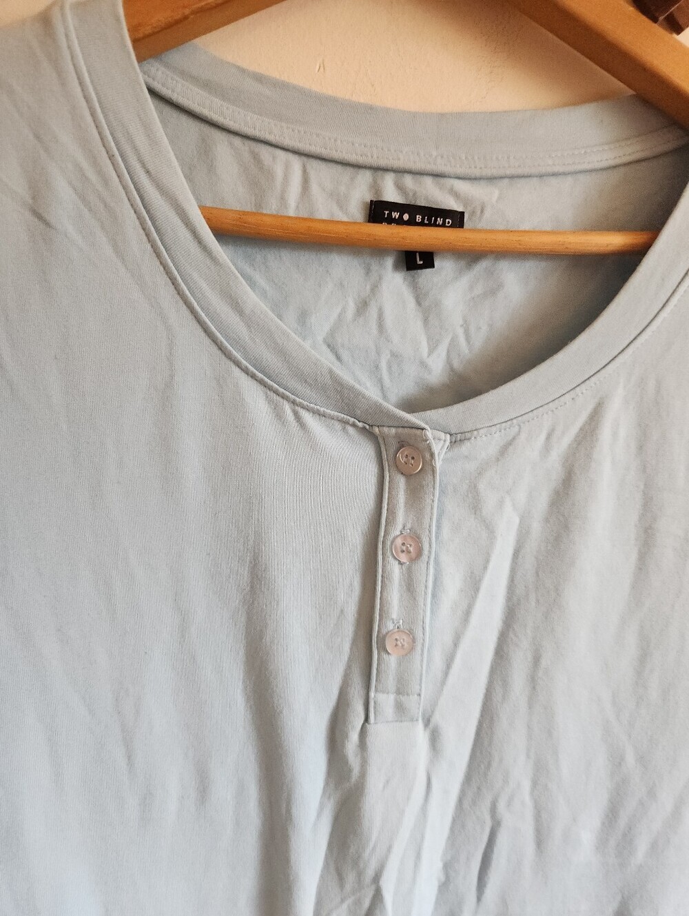Two Blind Brothers Henly Short Sleeve Tee Soft Baby Blue Large - Picture 3 of 7